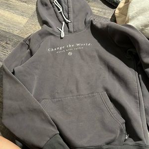 women’s small dutch hoodie